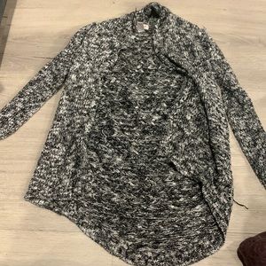 Sweater gray and black